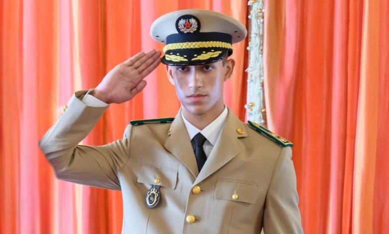 بتعليمات سامية .. الأمير مولاي الحسن يترأس حفل تخرج الفوج 26 للسلك العالي للدفاع والفوج 60 لسلك الأركان