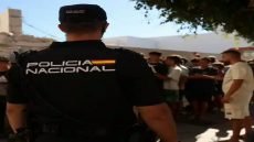 المفوضية الأوروبية تحسم موقفها من إعادة قاصري سبتة