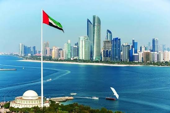 الإمارات تحبط هجمات سيبرانية متقدمة استهدفت قطاعات حيوية في البلاد