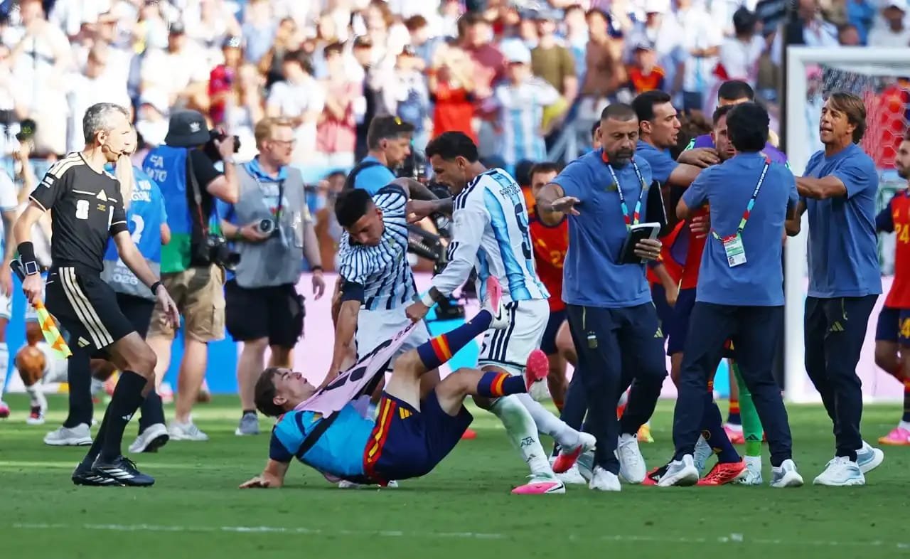 فيفا يعاقب الأرجنتين بعقوبات قاسية بعد مونديال 2026