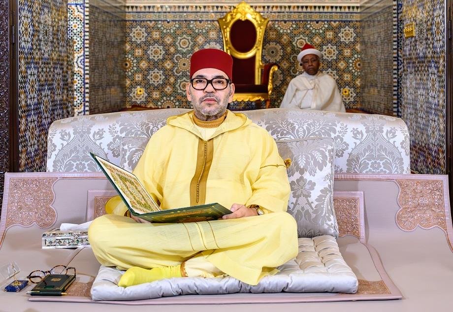 أمير المؤمنين يترأس بالقصر الملكي بالرباط حفلا دينيا إحياء لليلة المولد النبوي الشريف