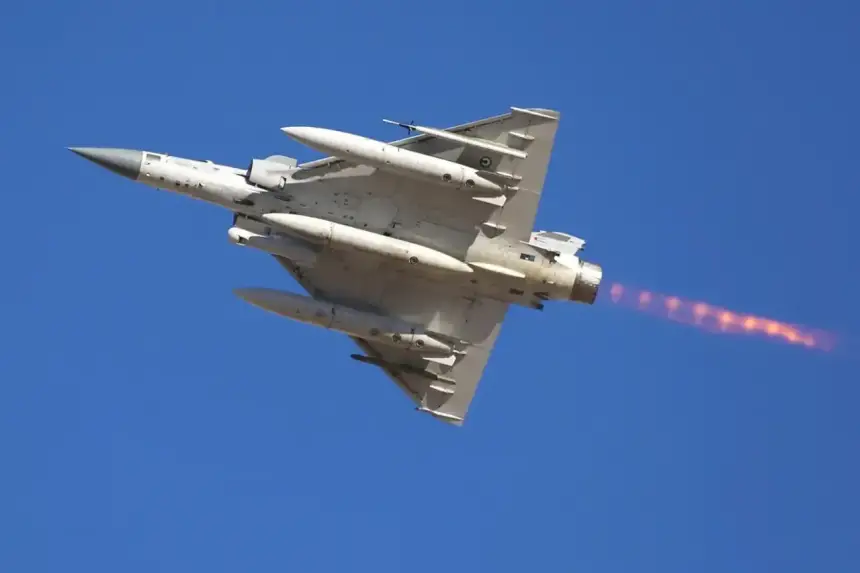 ميراج إماراتية في طريقها إلى المغرب.. صفقة تعزز قوة سلاح الجو الملكي