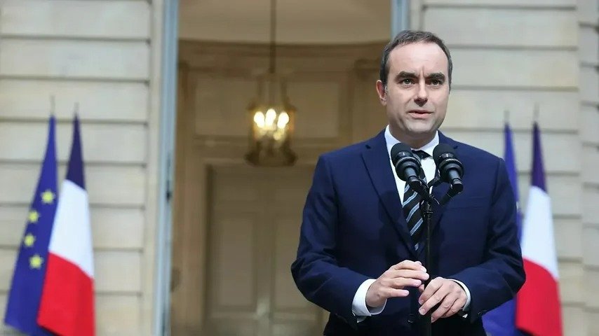 فرنسا تتجه إلى حظر التجول بعد تضرر 3000 متجر جراء أعمال العنف